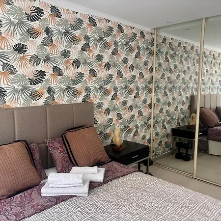 Daire Cozy Flat Steps From Monte Carlo Tennis & *
