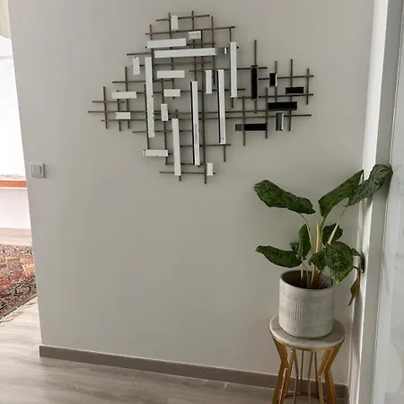 Apartment Cozy Flat Steps From Monte Carlo Tennis &